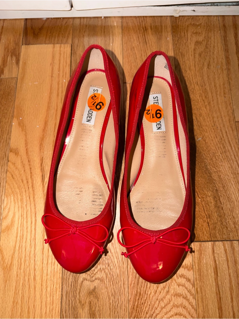 Steve Madden Red Patent Round-Toe Ballet Flats with Bow